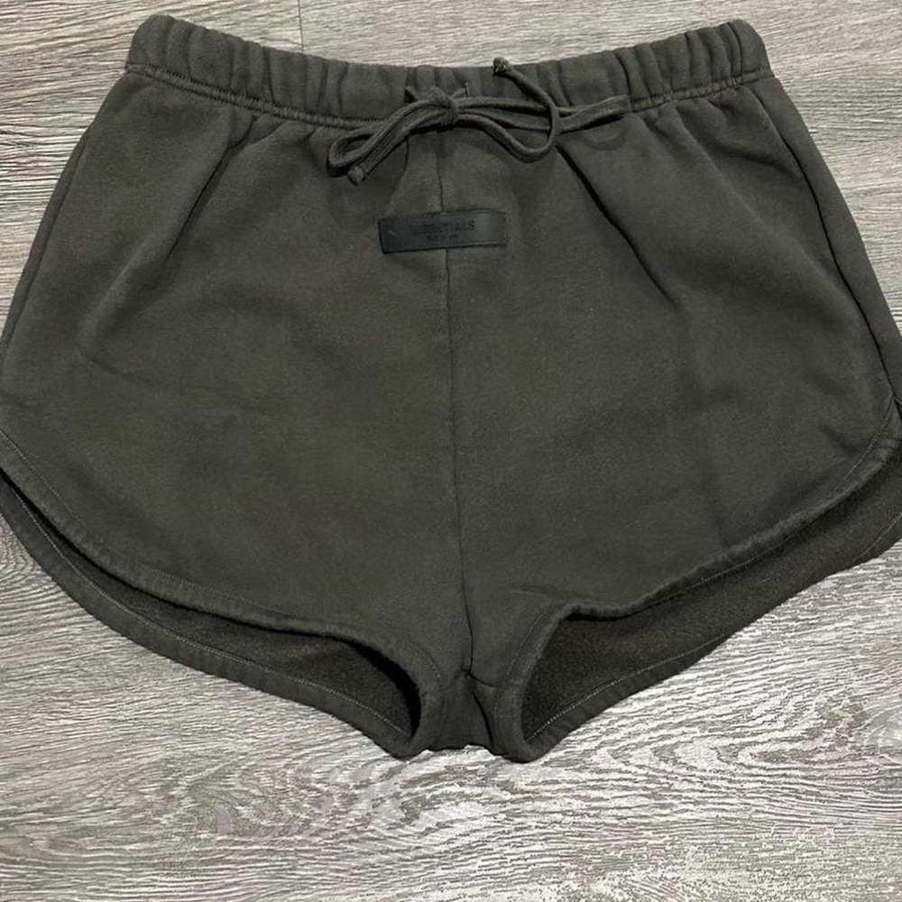 Essentials Sweat Shorts Adult